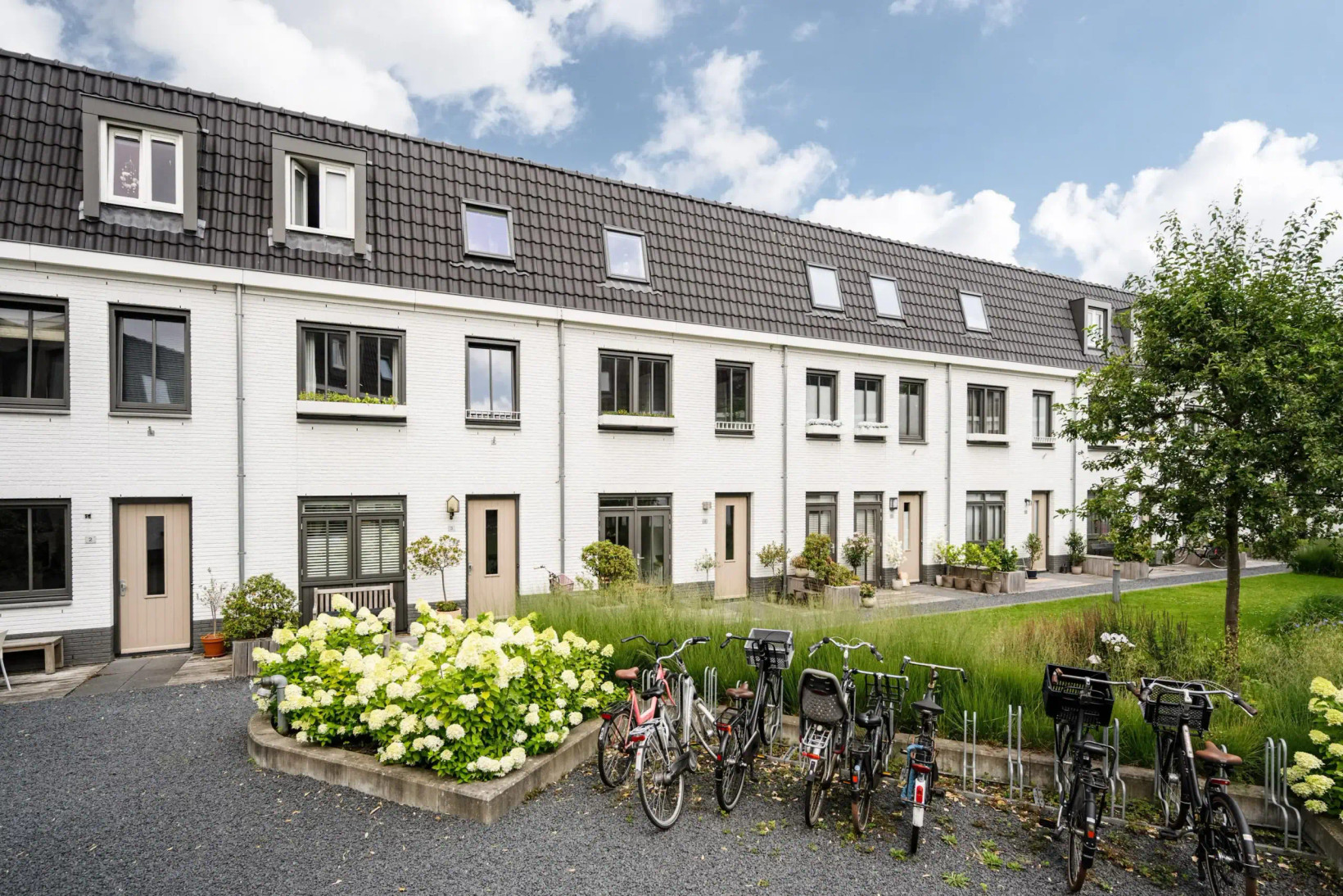 Tussenwoning te koop: Prinses Amaliaplaats 4, Haarlem