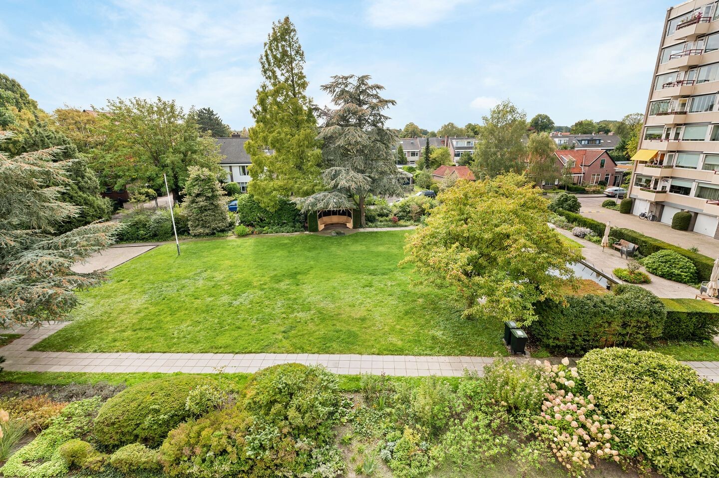 Appartement te koop: Zandvoorter Allee 142, Haarlem