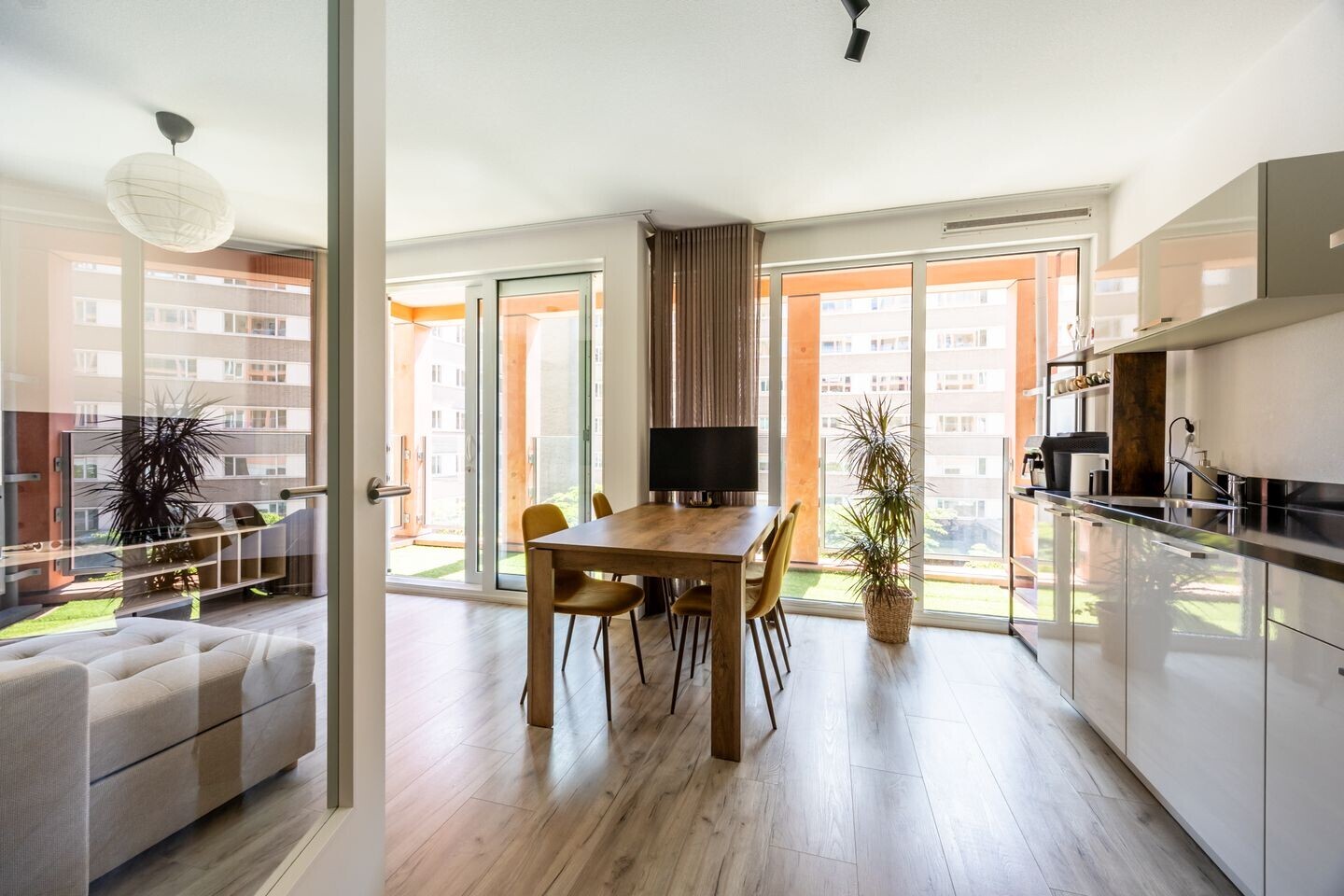 Appartement te koop: Claus Sluterweg 179, Haarlem