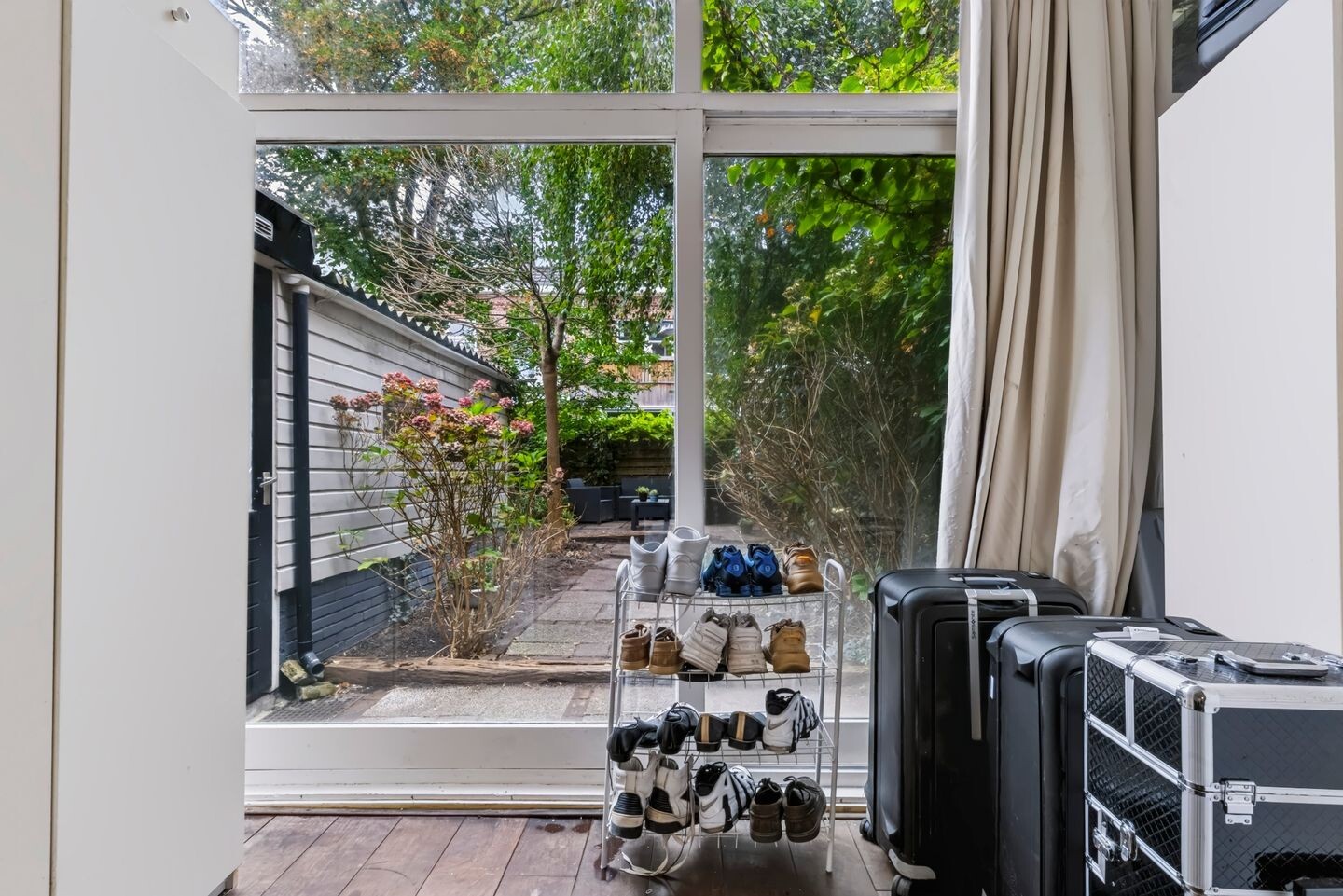 Appartement te koop: Nicolaas van der Laanstraat 17ZW, Haarlem