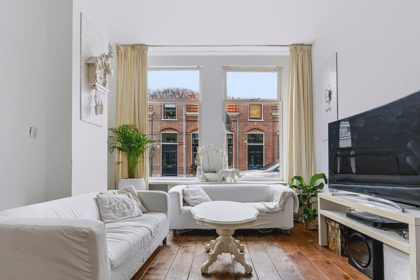 Appartement te koop: Nicolaas van der Laanstraat 17ZW, Haarlem