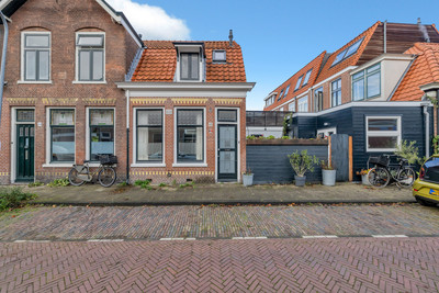 Waldeck Pyrmontstraat 42