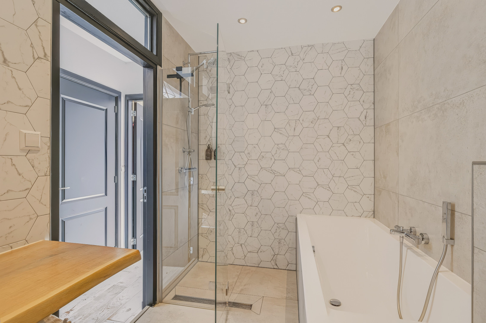Tussenwoning te koop: Oranjestraat 182, Haarlem