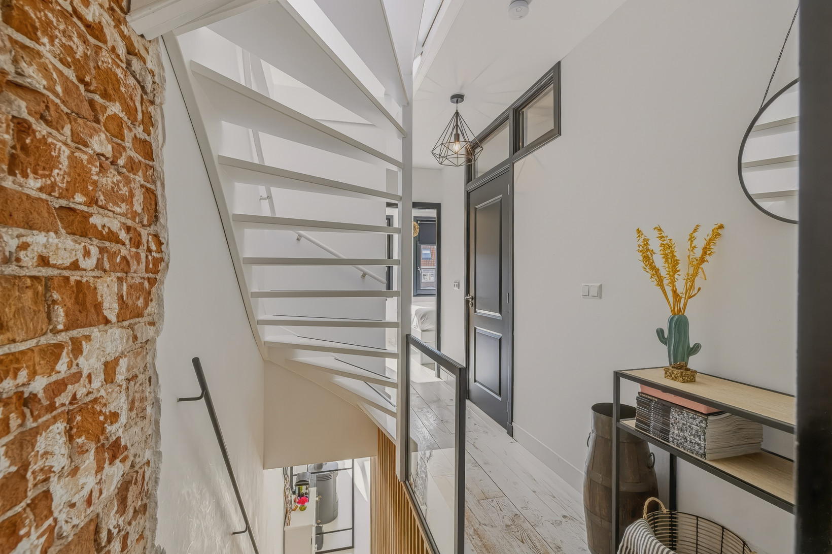 Tussenwoning te koop: Oranjestraat 182, Haarlem
