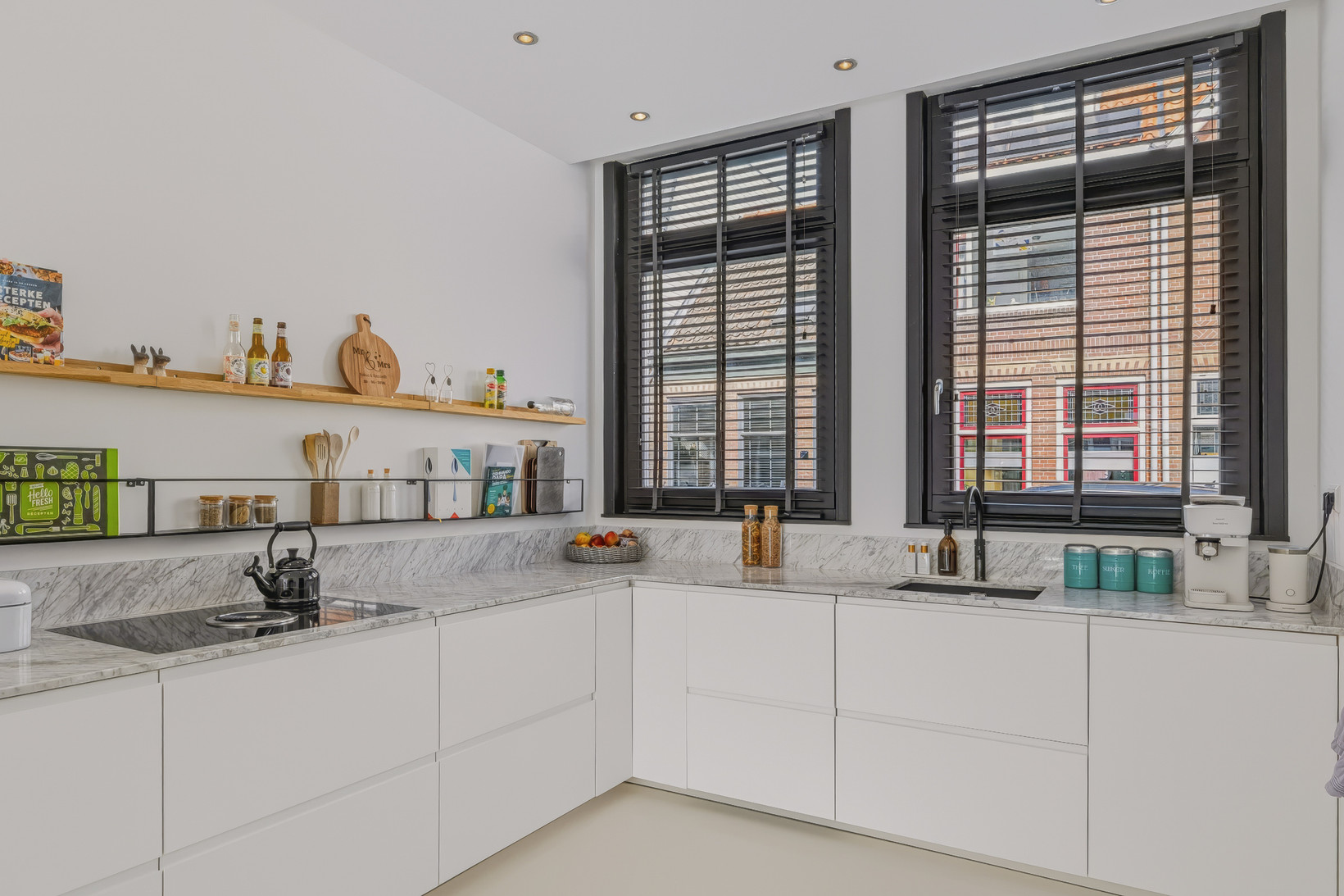 Tussenwoning te koop: Oranjestraat 182, Haarlem