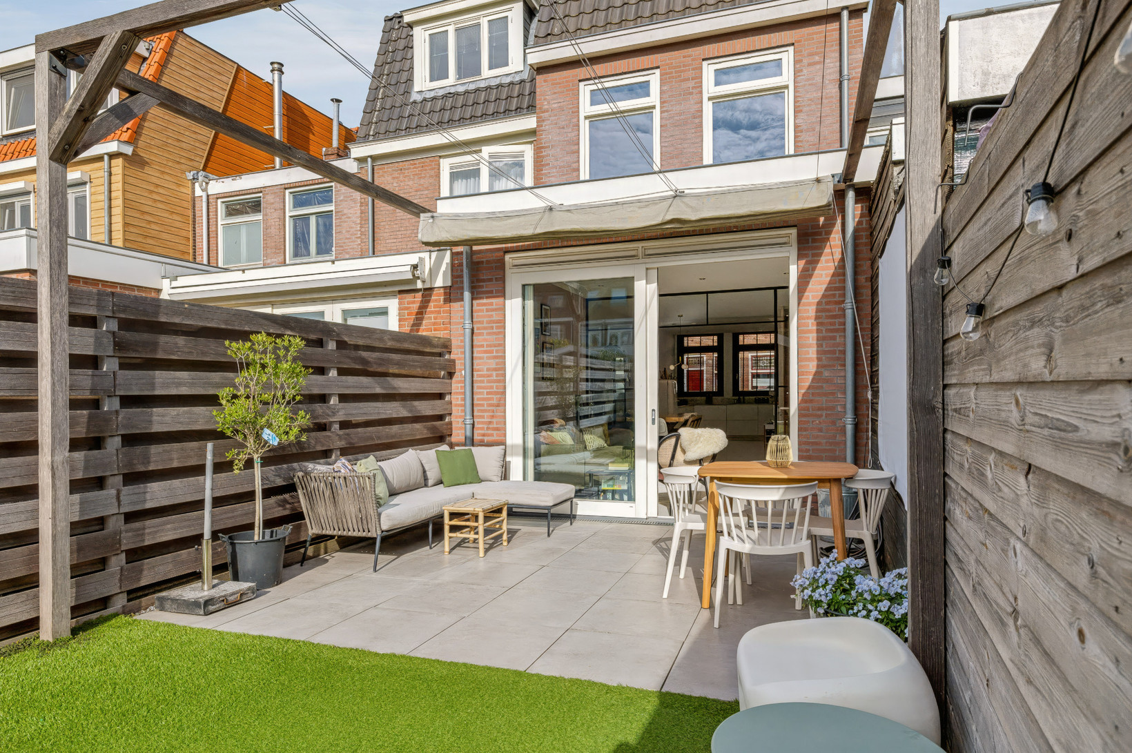 Tussenwoning te koop: Oranjestraat 182, Haarlem