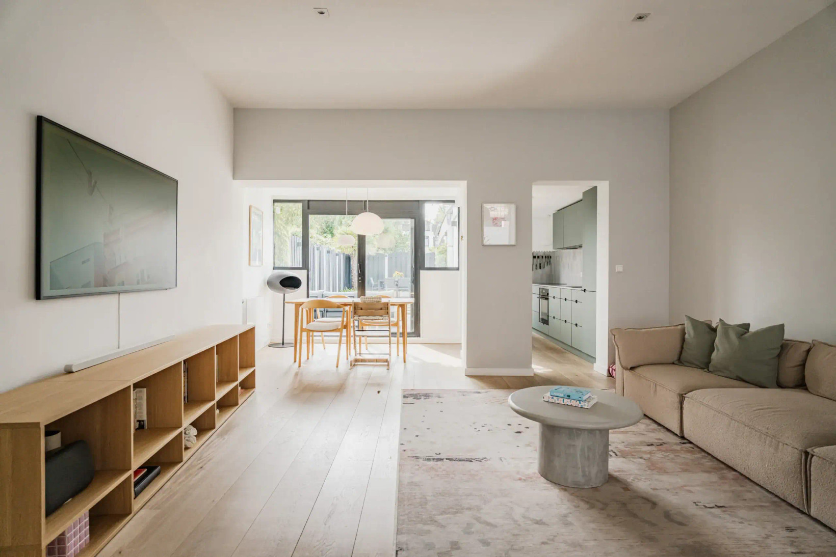 Tussenwoning te koop: Brouwersstraat 68, Haarlem