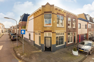 Oranjebooms. 53