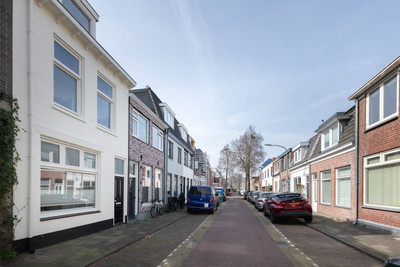 Leidsestraat 64