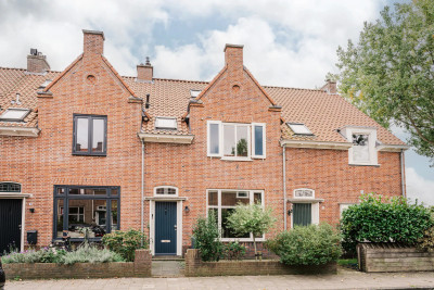 Doverstraat 11