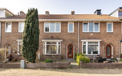 Professor Van der Waalsstraat 54