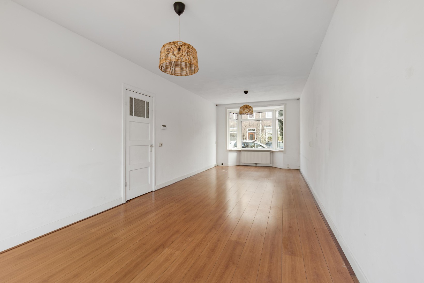 Tussenwoning te koop: Professor Van der Waalsstraat 54, Haarlem