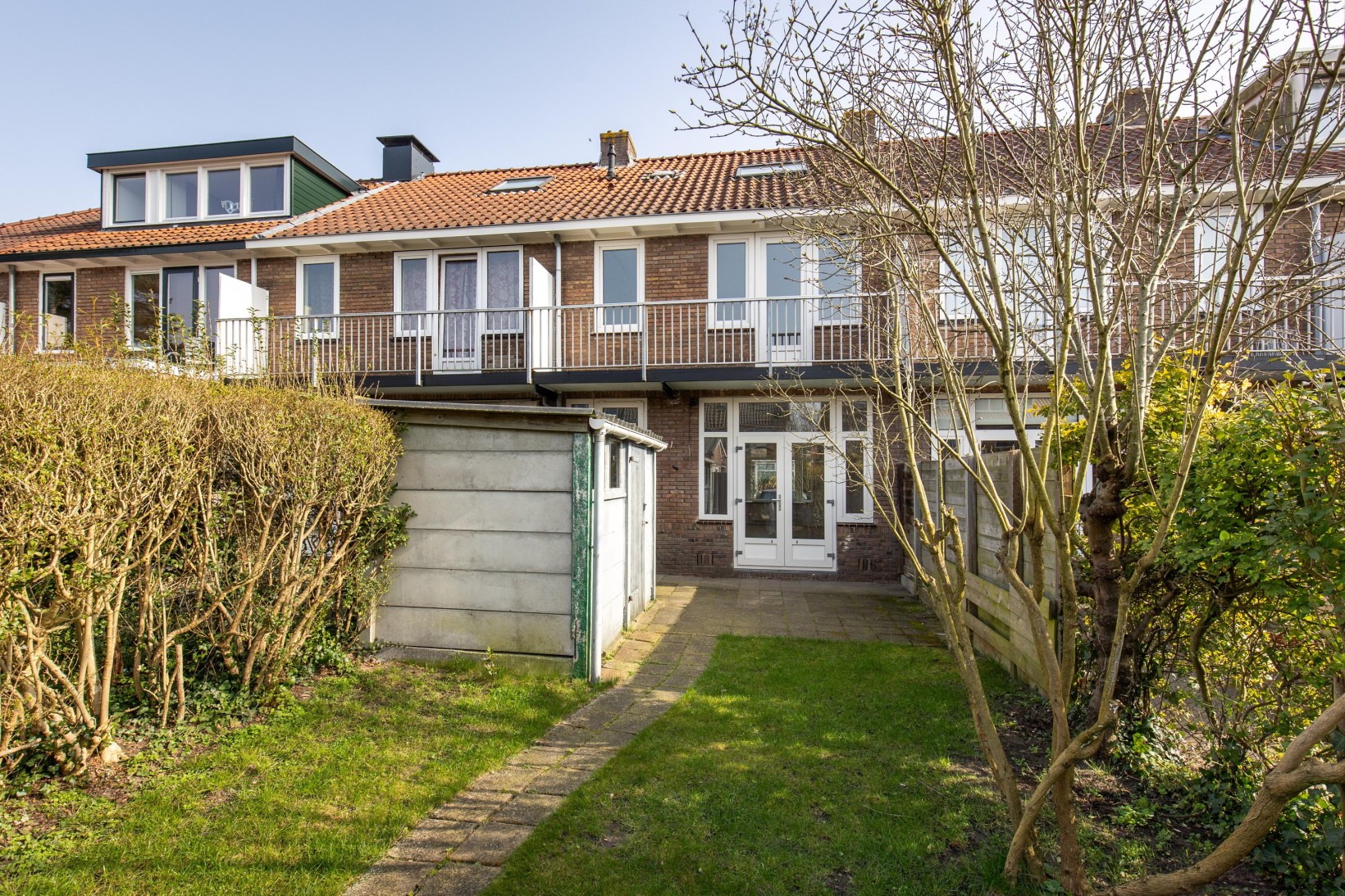 Tussenwoning te koop: Professor Van der Waalsstraat 54, Haarlem