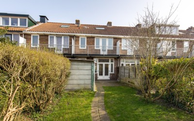 Professor Van der Waalsstraat 54