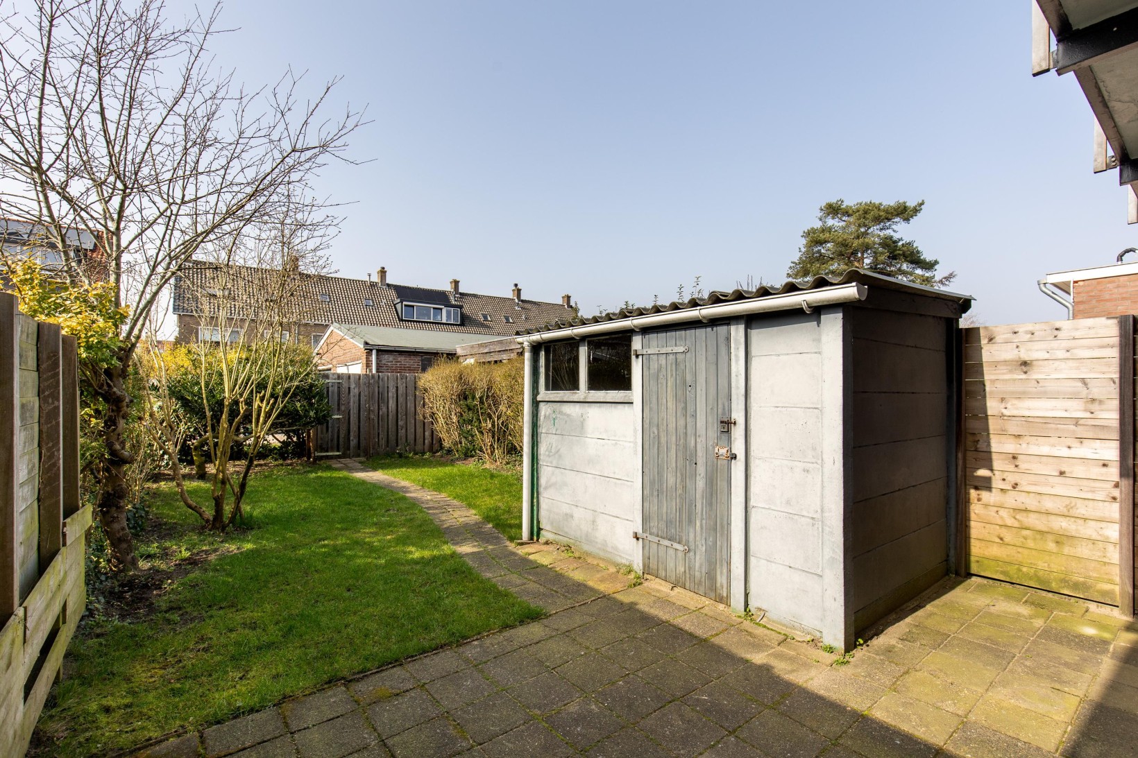 Tussenwoning te koop: Professor Van der Waalsstraat 54, Haarlem