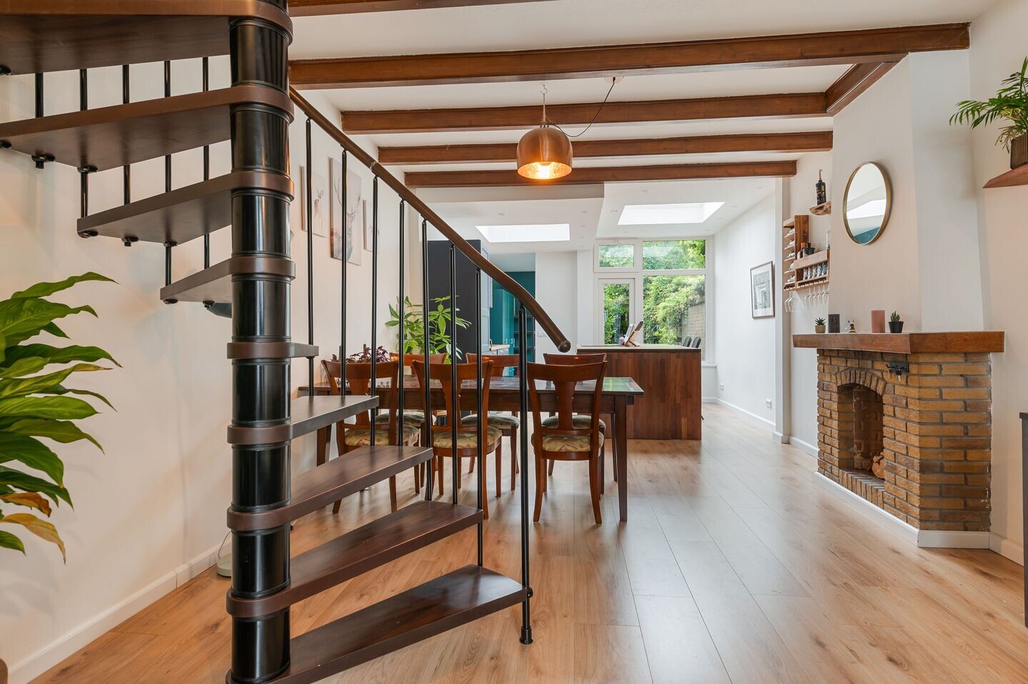 Hoekwoning te koop: Geweerstraat 14, Haarlem