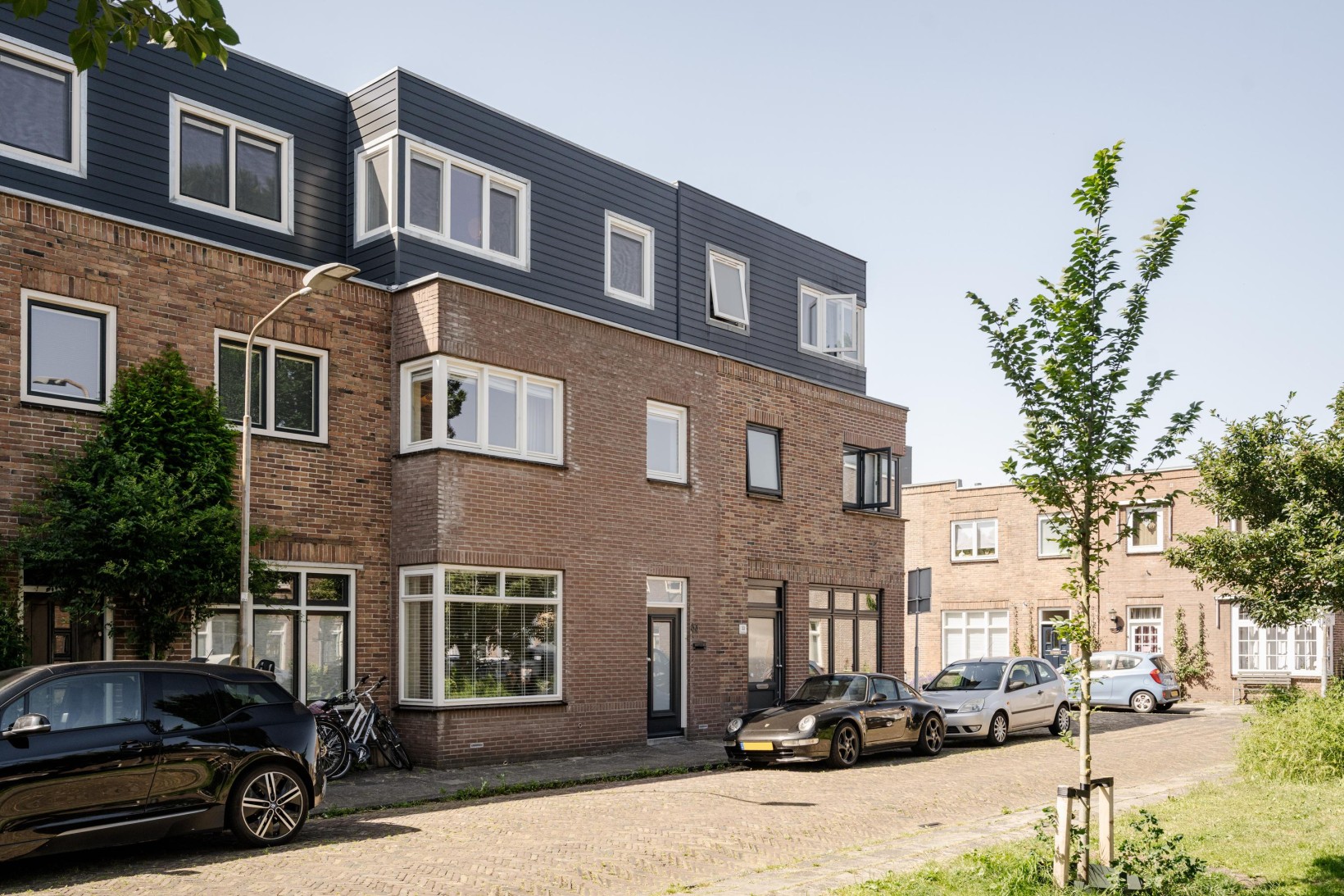 Tussenwoning te koop: Teslastraat 53, Haarlem