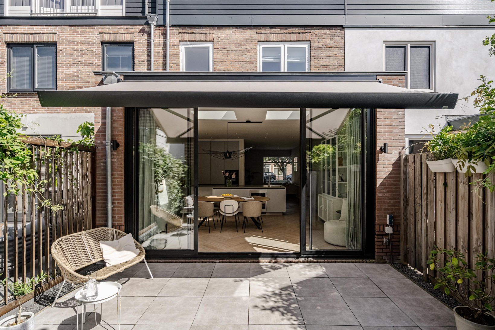 Tussenwoning te koop: Teslastraat 53, Haarlem