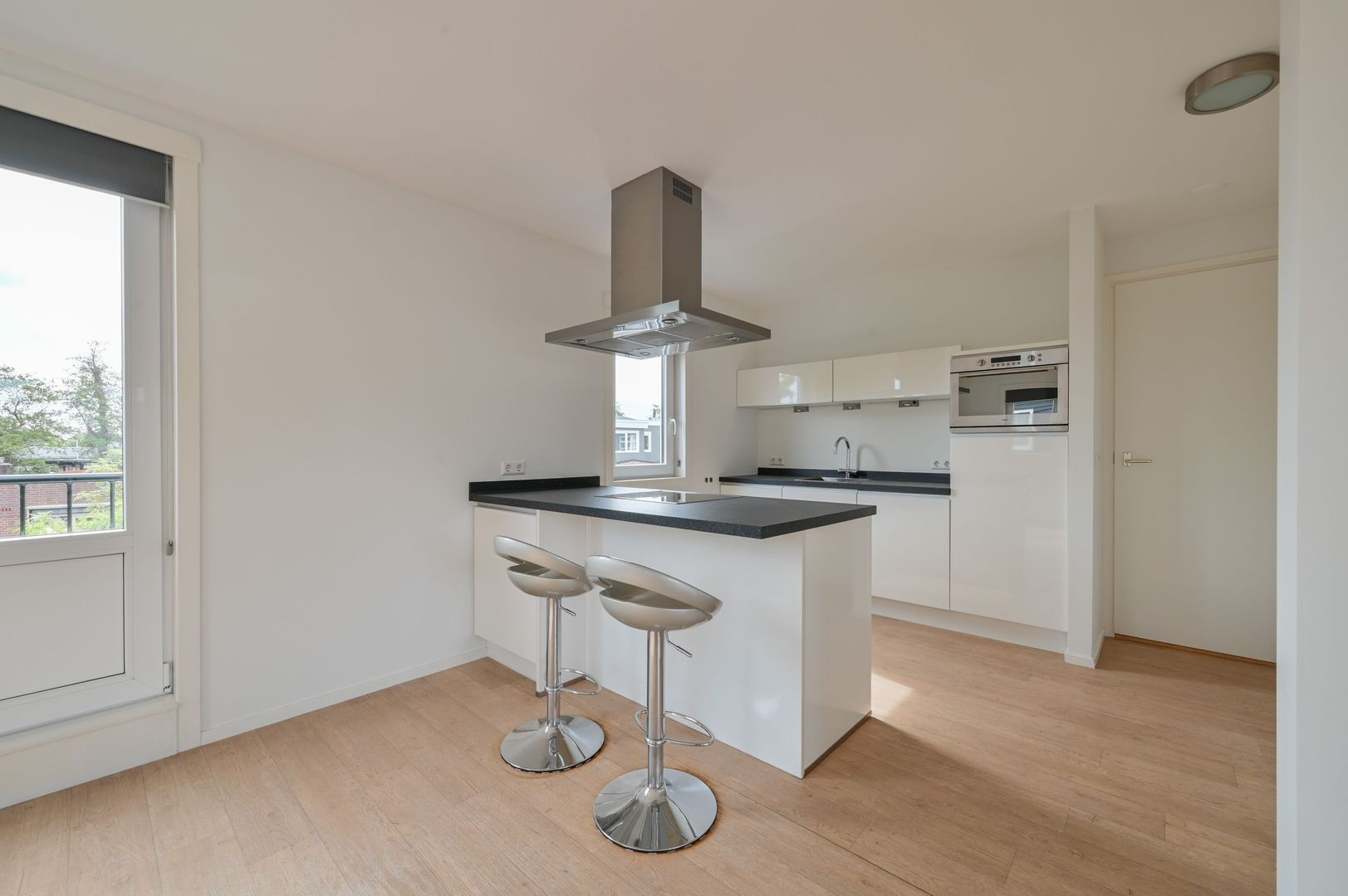 Appartement te koop: Van 't Hoffstraat 95A, Haarlem