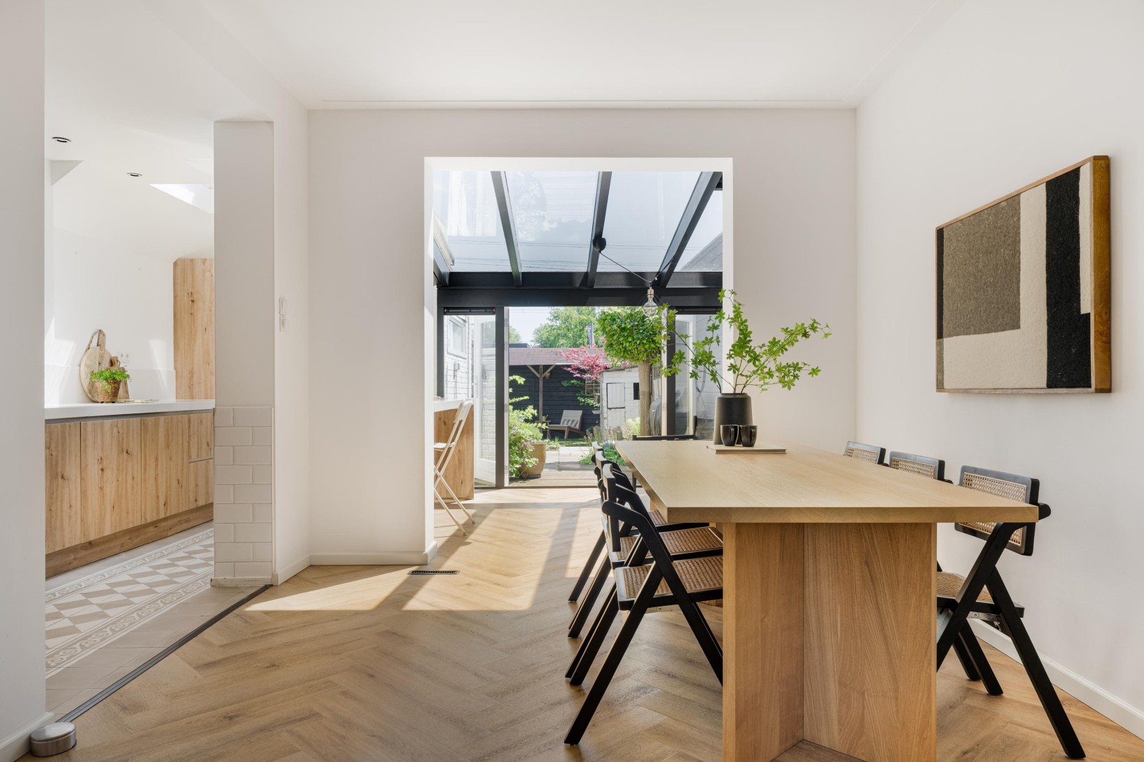 Tussenwoning te koop: Van 't Hoffstraat 4, Haarlem