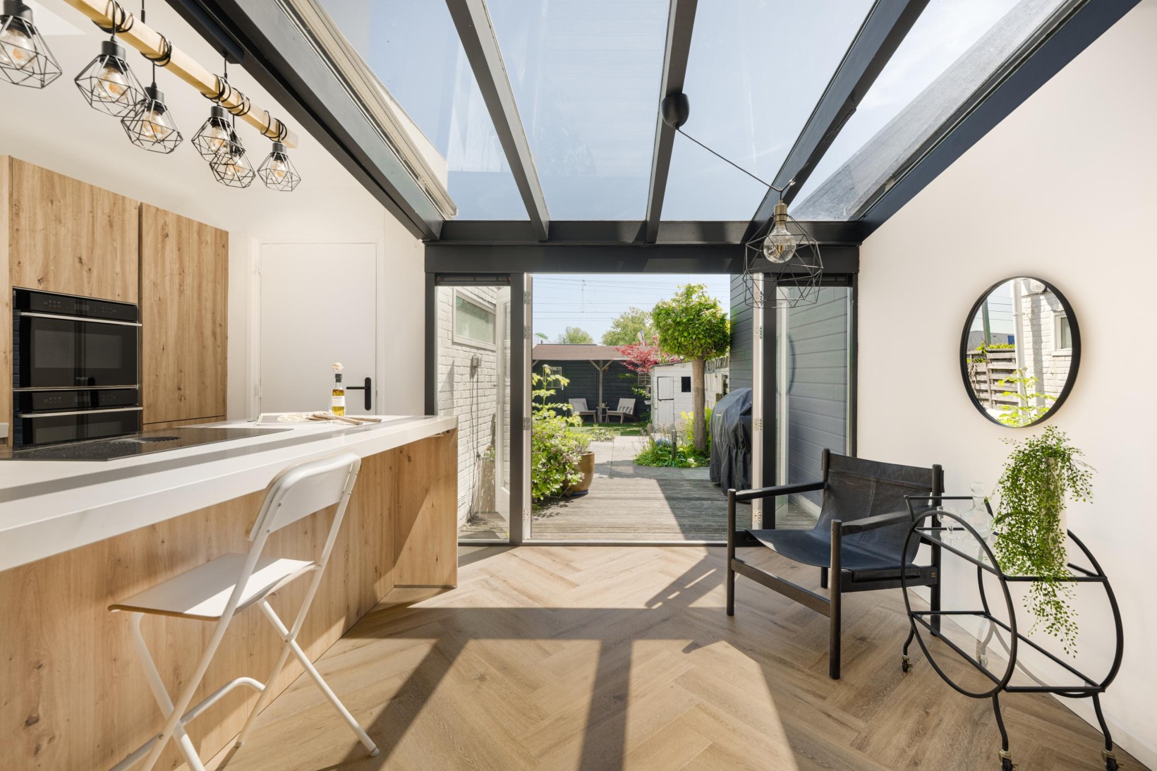 Tussenwoning te koop: Van 't Hoffstraat 4, Haarlem