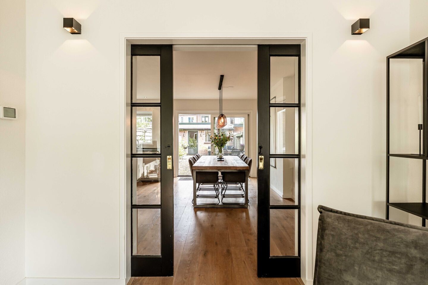 Tussenwoning te koop: Gibraltarstraat 18, Haarlem