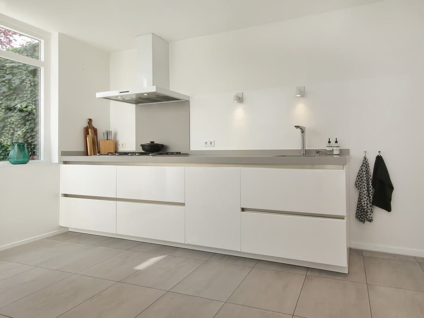 Tussenwoning te koop: Julianalaan 291, Haarlem
