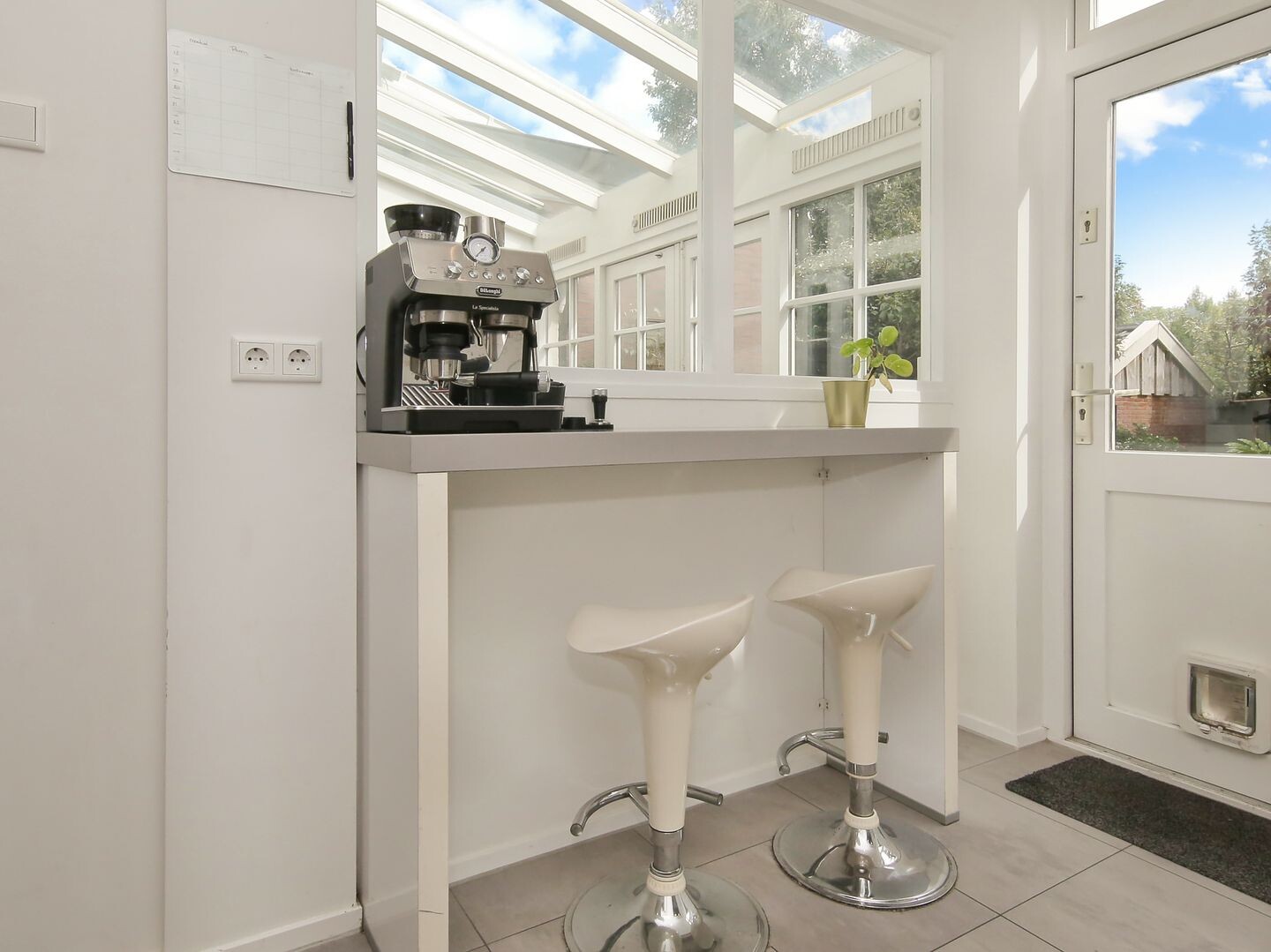Tussenwoning te koop: Julianalaan 291, Haarlem