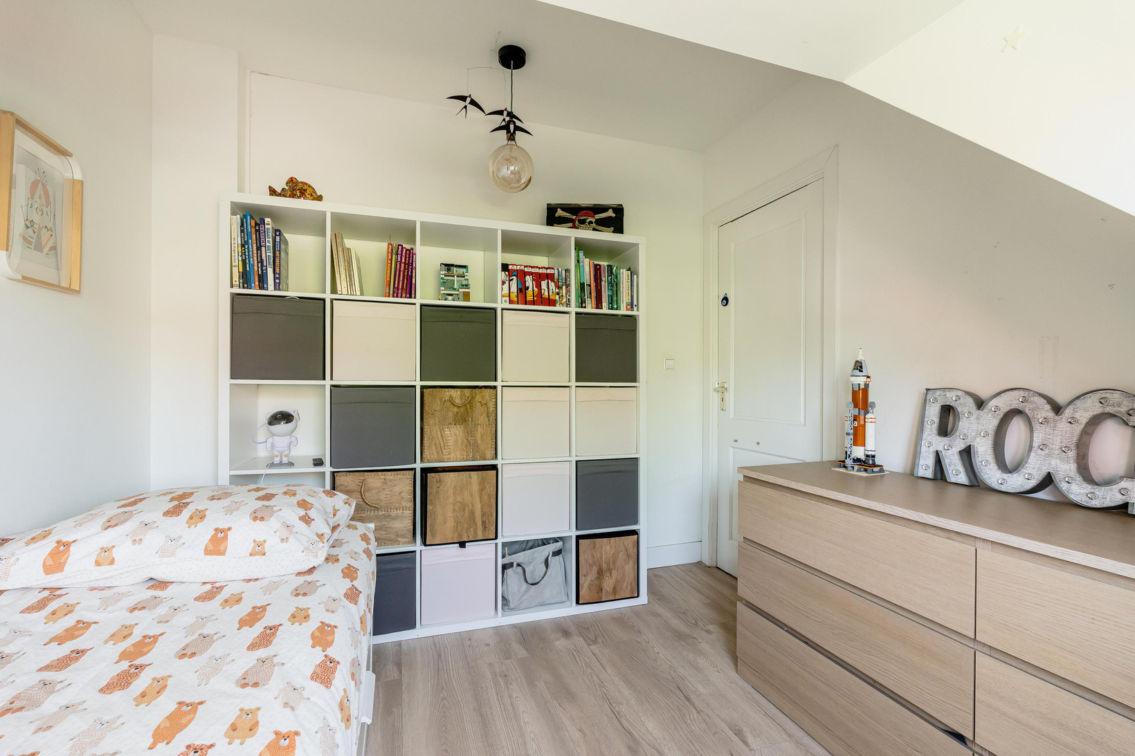 Tussenwoning te koop: Van Twiskplein 3, Haarlem