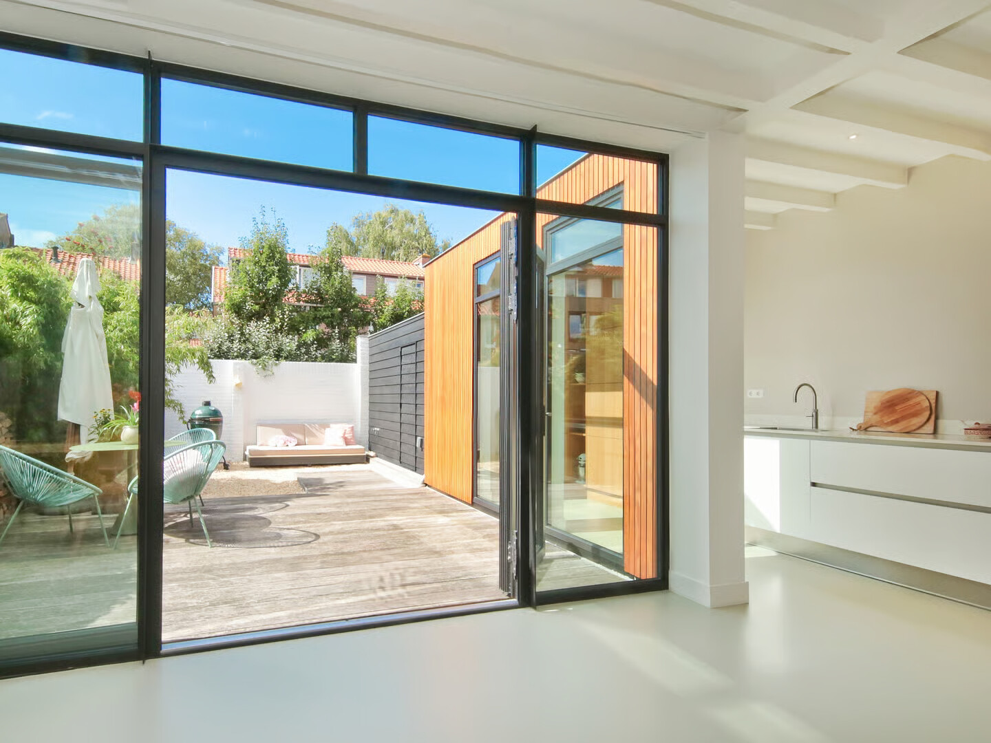 Tussenwoning te koop: Van Raephorststraat 22, Haarlem