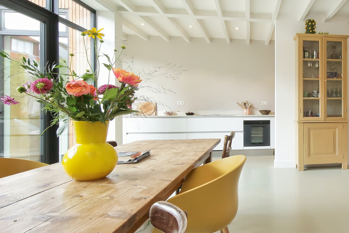 Tussenwoning te koop: Van Raephorststraat 22, Haarlem