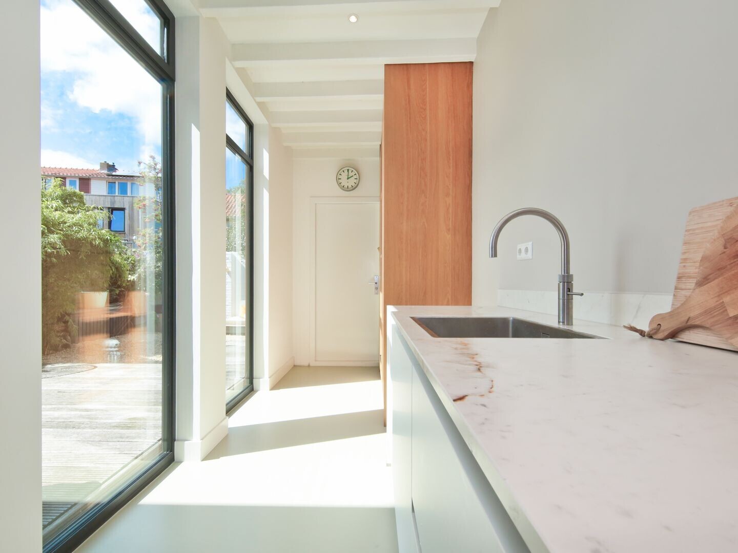 Tussenwoning te koop: Van Raephorststraat 22, Haarlem
