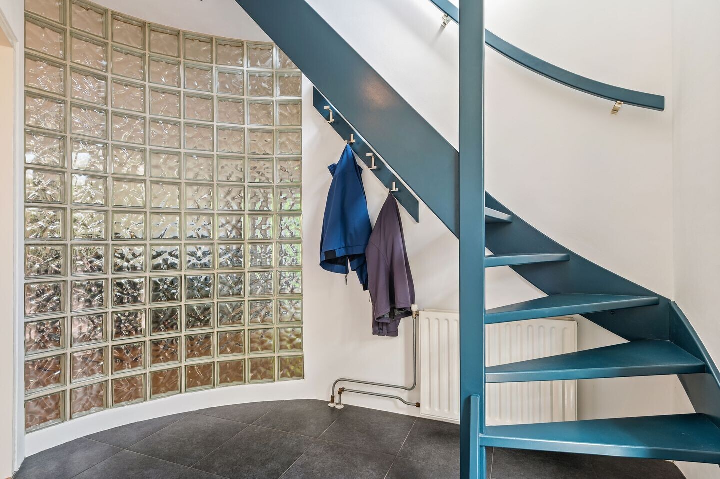 Tussenwoning te koop: Wegedoornweg 5, Haarlem