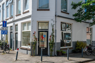 Ruysdaelstraat 2