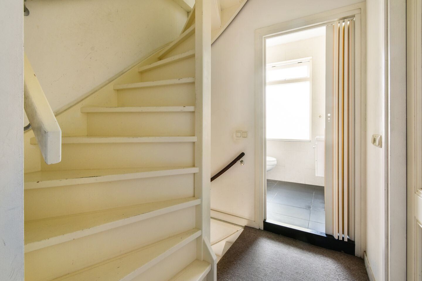 Tussenwoning te koop: Generaal Bothastraat 18, Haarlem
