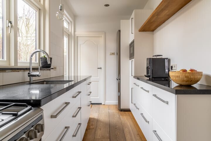 Tussenwoning te koop: Generaal Bothastraat 50, Haarlem