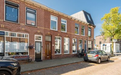 Dr. Leijdss. 46