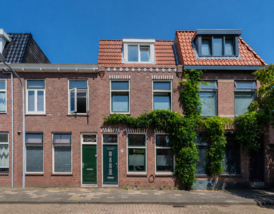 Kloosterstraat 129