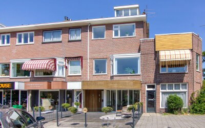 Floresstraat 13