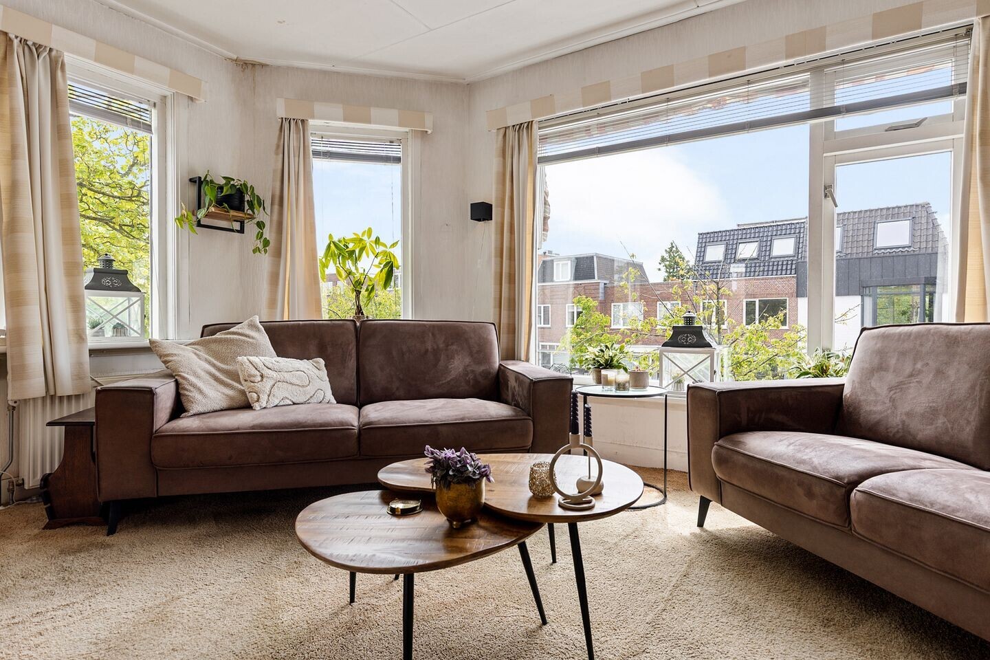 Tussenwoning te koop: Floresstraat 15, Haarlem