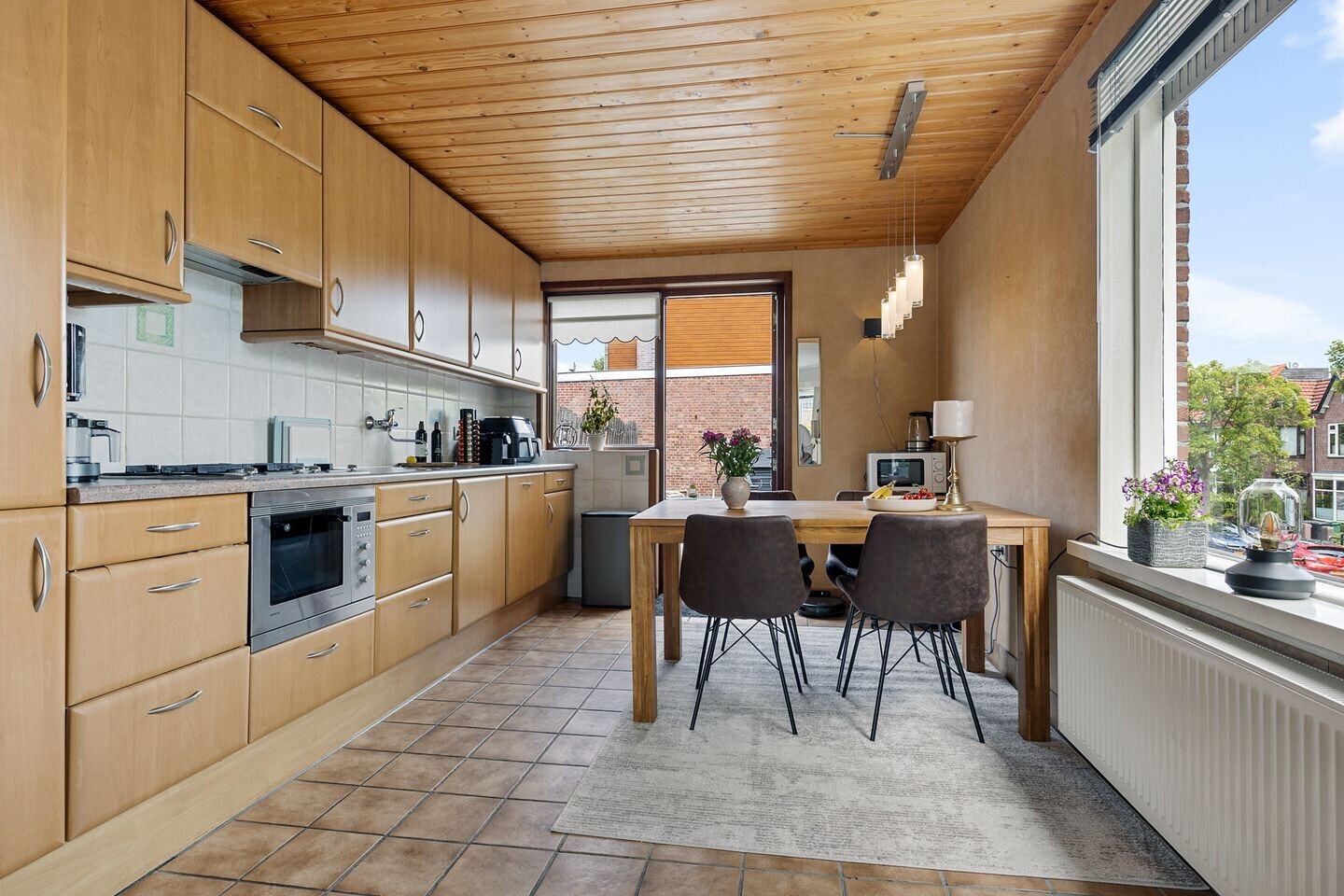 Tussenwoning te koop: Floresstraat 15, Haarlem