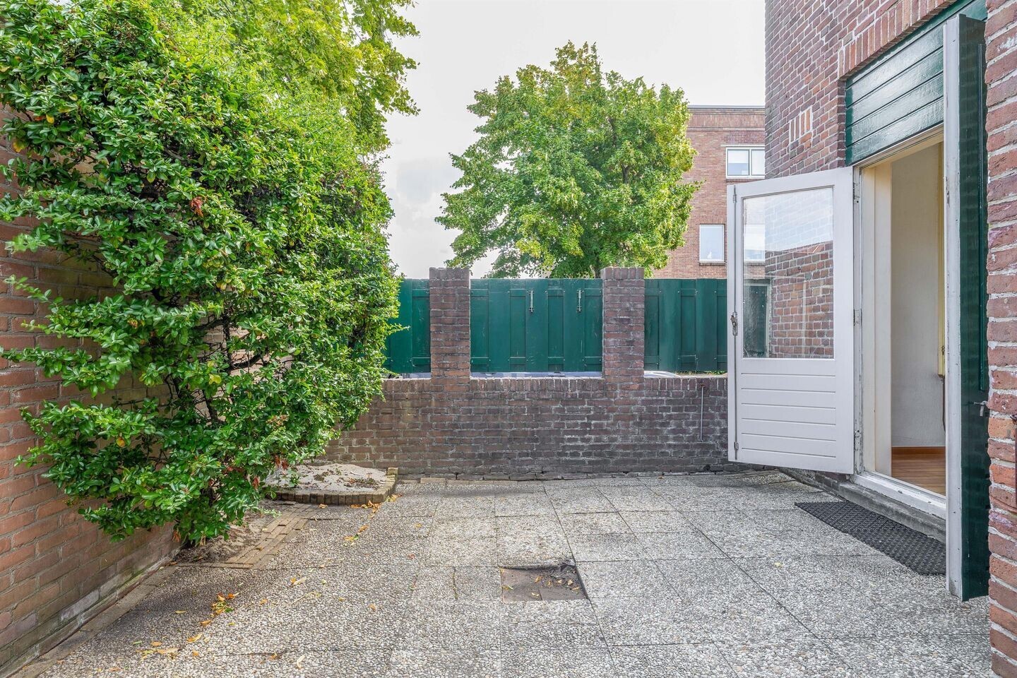 Hoekwoning te koop: Floresstraat 77, Haarlem