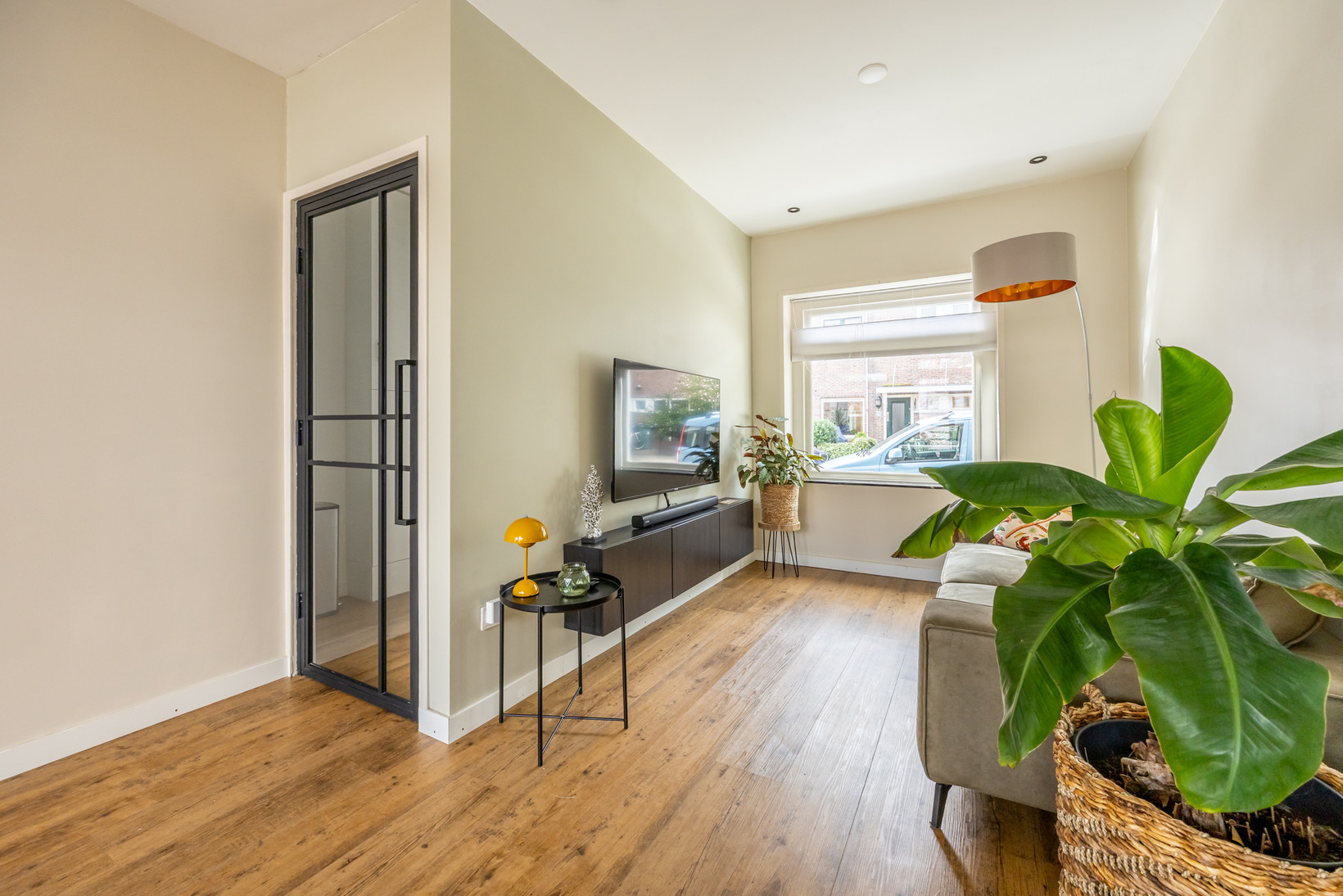Tussenwoning te koop: Timorstraat 154, Haarlem