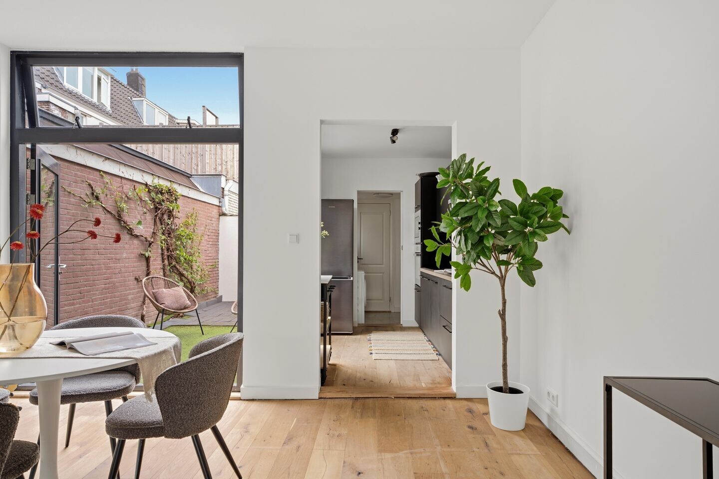 Tussenwoning te koop: Spaansevaartstraat 3, Haarlem