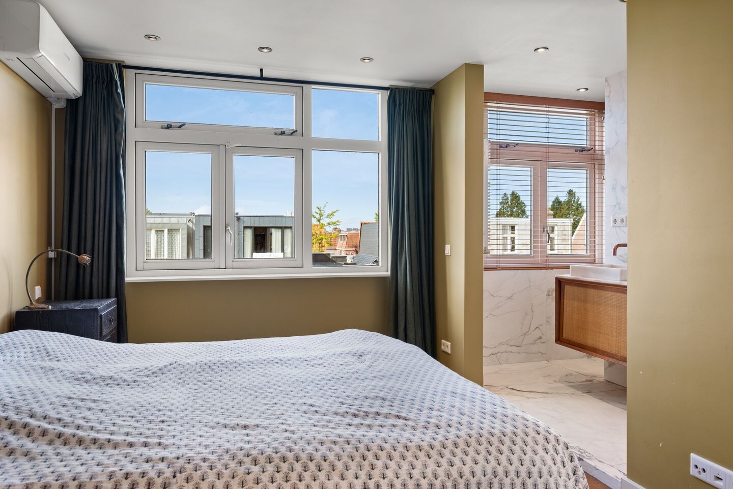 Tussenwoning te koop: Judith Leysterstraat 44, Haarlem