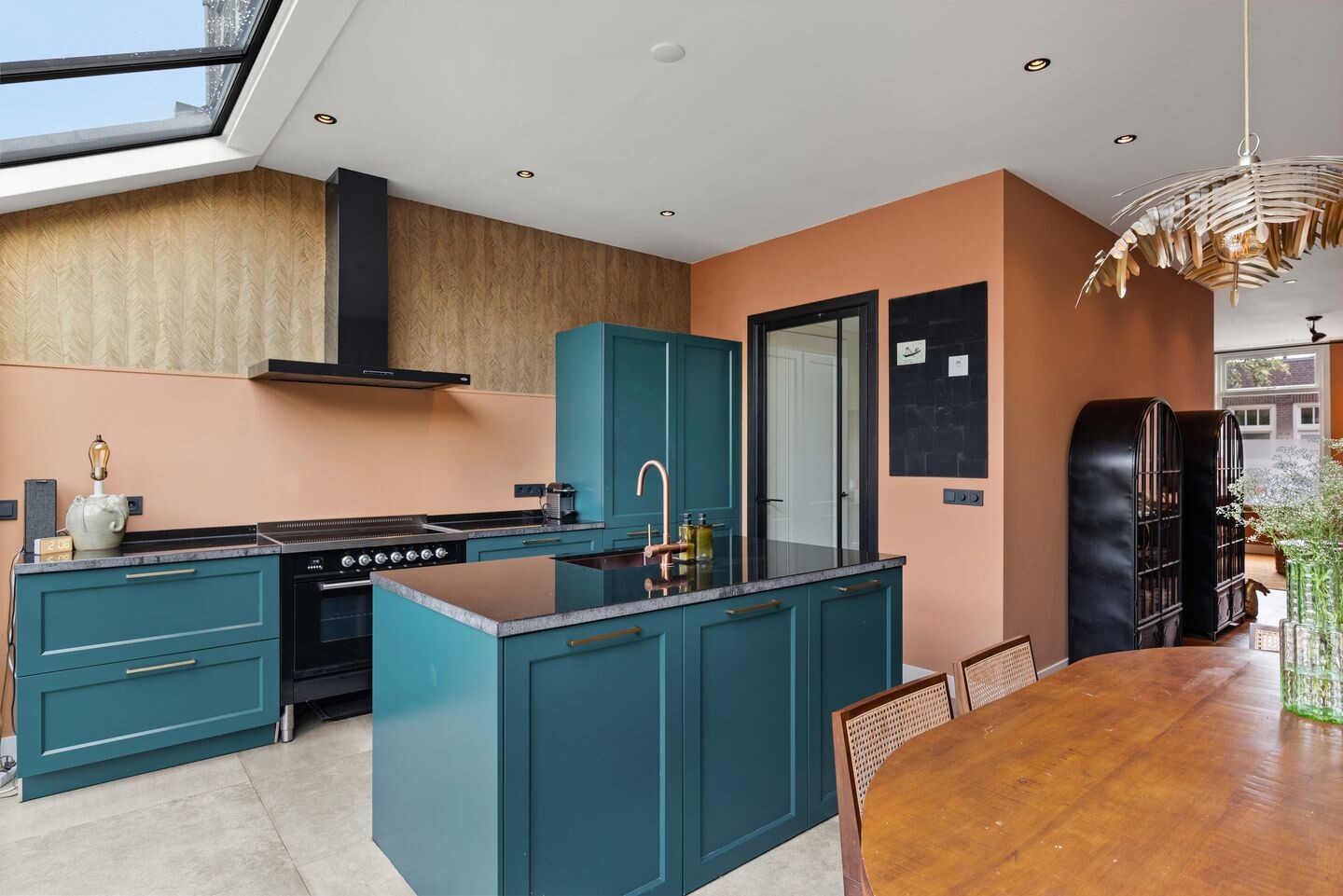 Tussenwoning te koop: Judith Leysterstraat 44, Haarlem