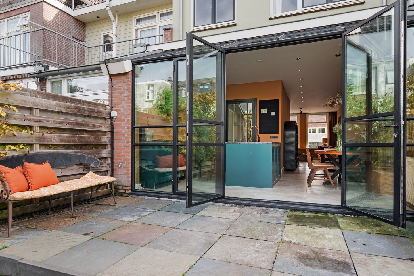 Tussenwoning te koop: Judith Leysterstraat 44, Haarlem