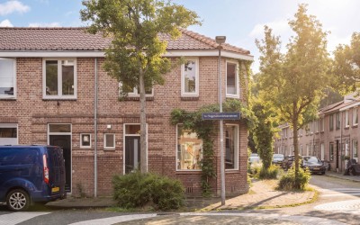 Eerste Hogerwoerddwarsstraat 11