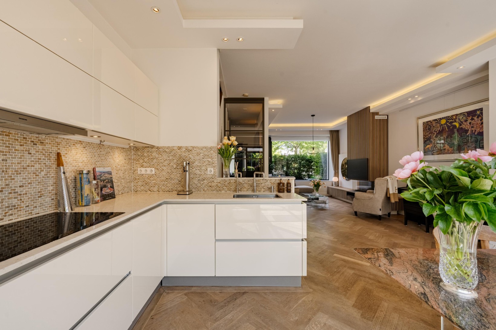 Hoekwoning te koop: Weissenbruchstraat 17, Haarlem