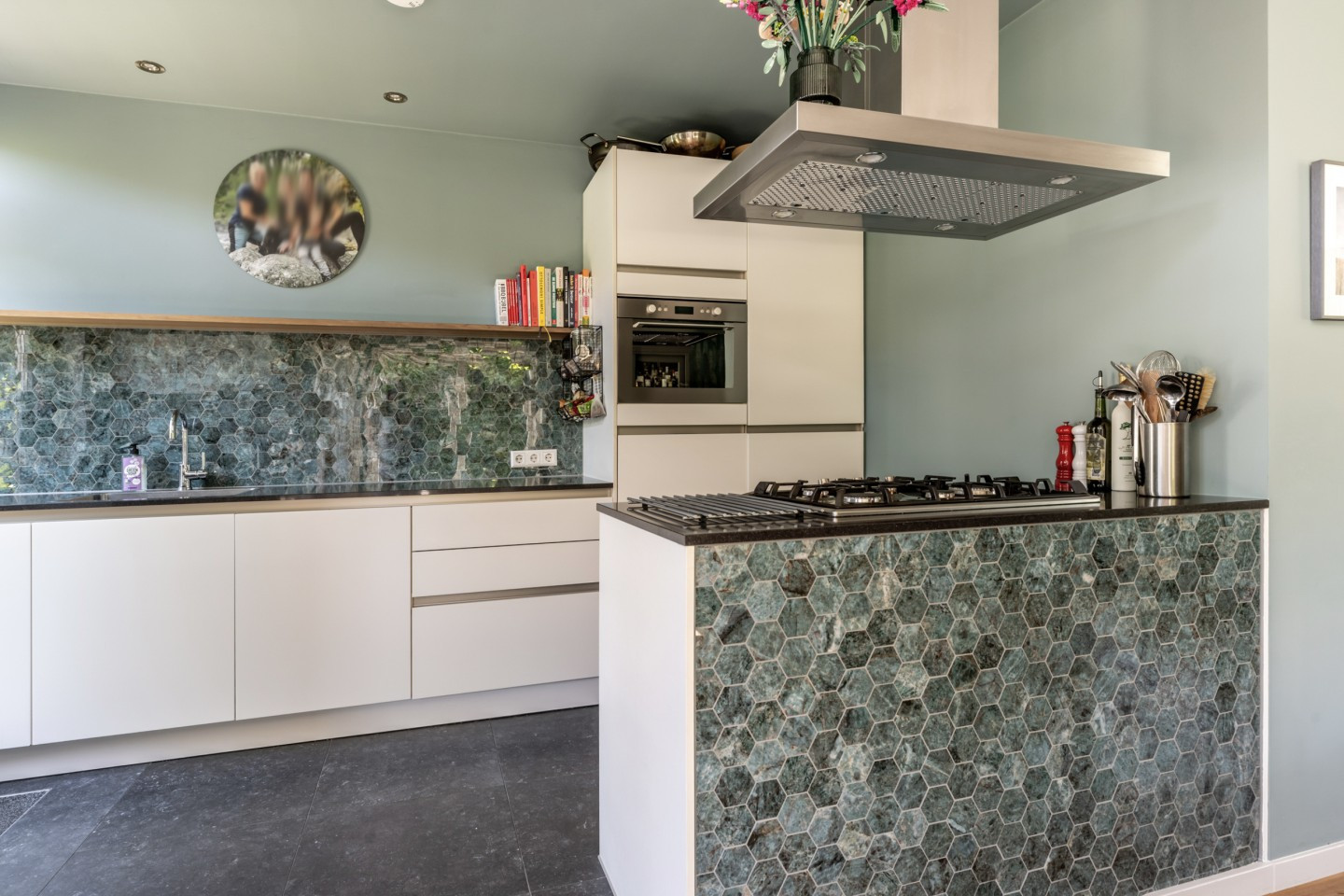 Hoekwoning te koop: Lodewijk van Deyssellaan 208, Haarlem